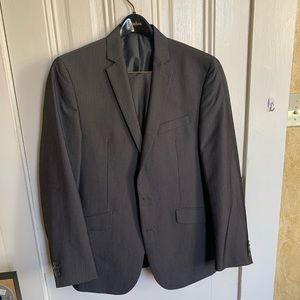 2-piece Kenneth Cole reaction suit jacket (40R) plus pants (34W, 30L).